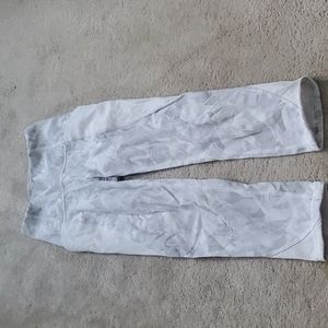 Size 2 lulu pants